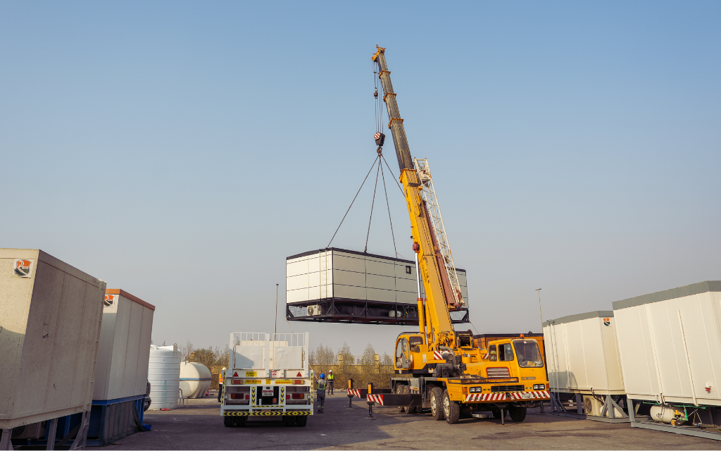 construction equipment for rent uae